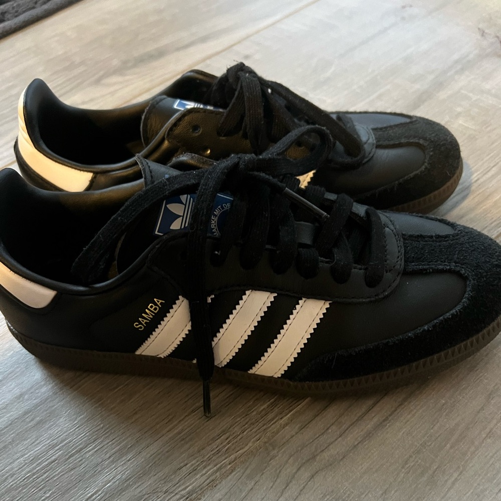Adidas Sambas